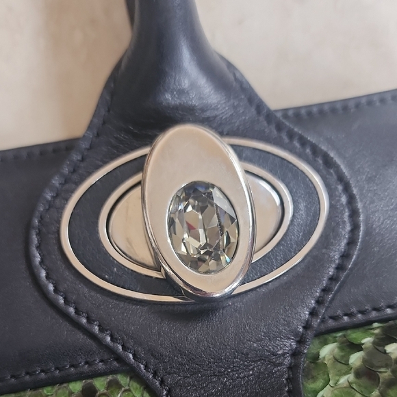 Judith Leiber Green and Black purse Genuine Python - Picture 2 of 15